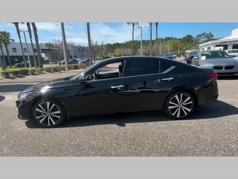 2020 Nissan Altima 2.5 Platinum in Jacksonville, FL - Tom Bush Family of Dealerships