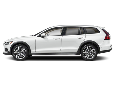 2023 Volvo V60 Cross Country B5 AWD Plus