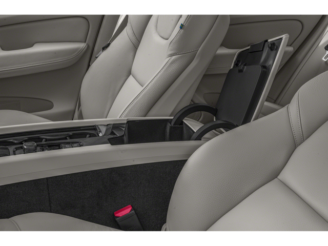 2018 Volvo XC60 T5 AWD Momentum