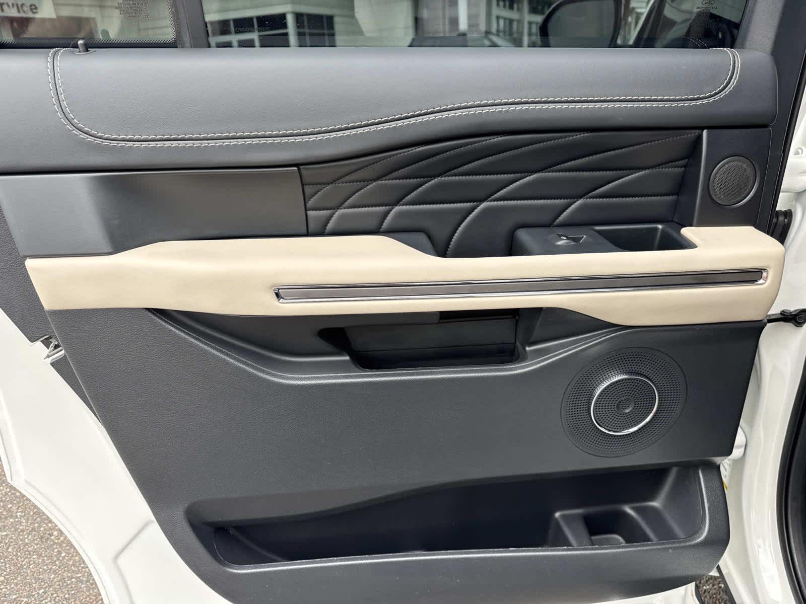 2023 Ford Expedition Max Platinum