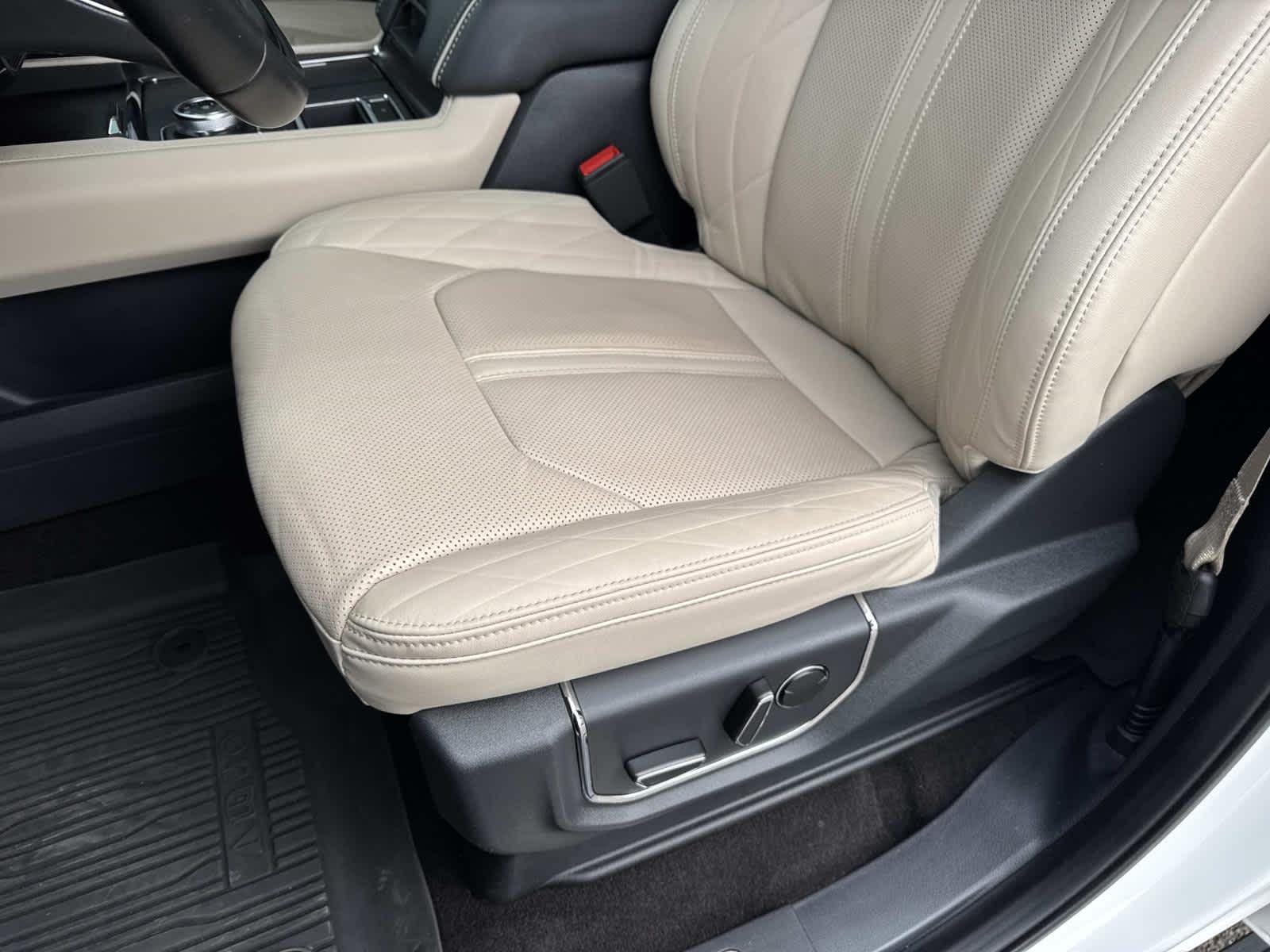 2023 Ford Expedition Max Platinum