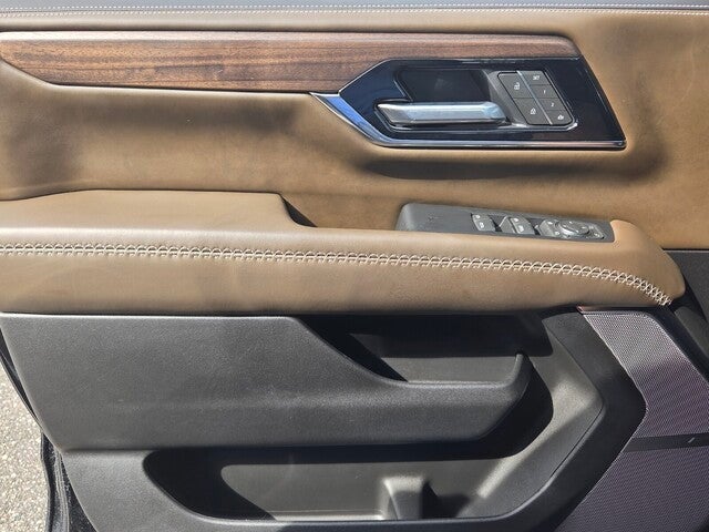 2025 GMC Yukon Denali Ultimate Denali Ultimate