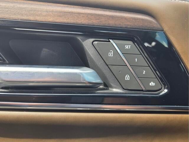2025 GMC Yukon Denali Ultimate Denali Ultimate
