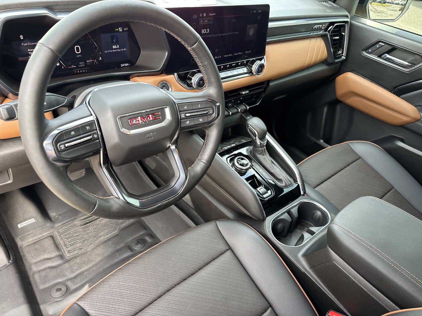 2024 GMC Canyon 4WD AT4