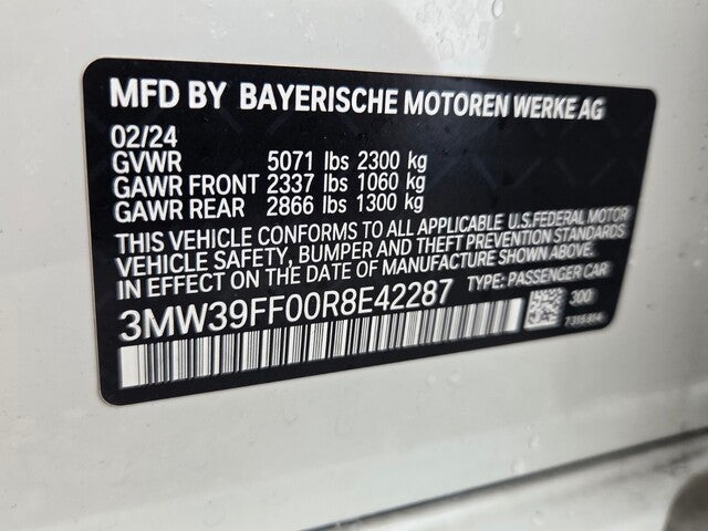 2024 BMW 330e 330e