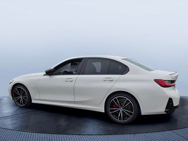 2024 BMW 330e 330e