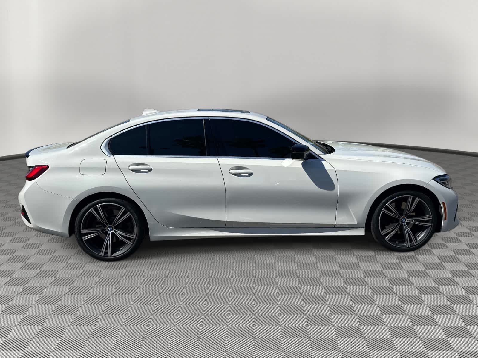 2020 BMW 330i 330i