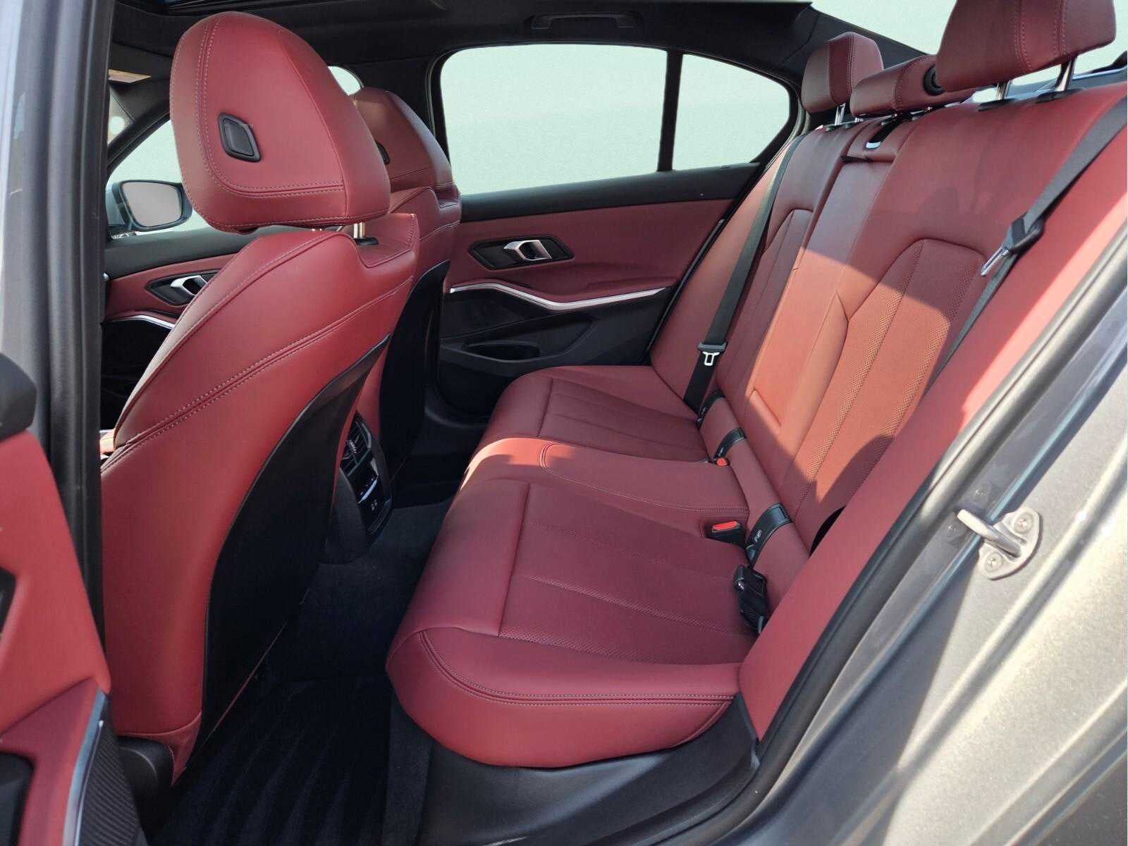 2025 BMW 330i 330i