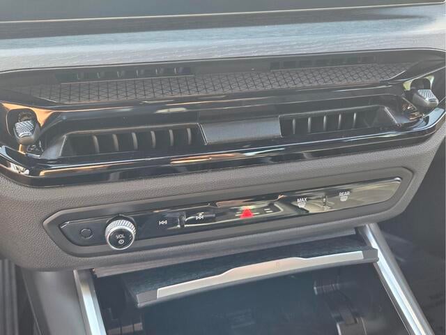 2026 BMW 330i NA 330i NA