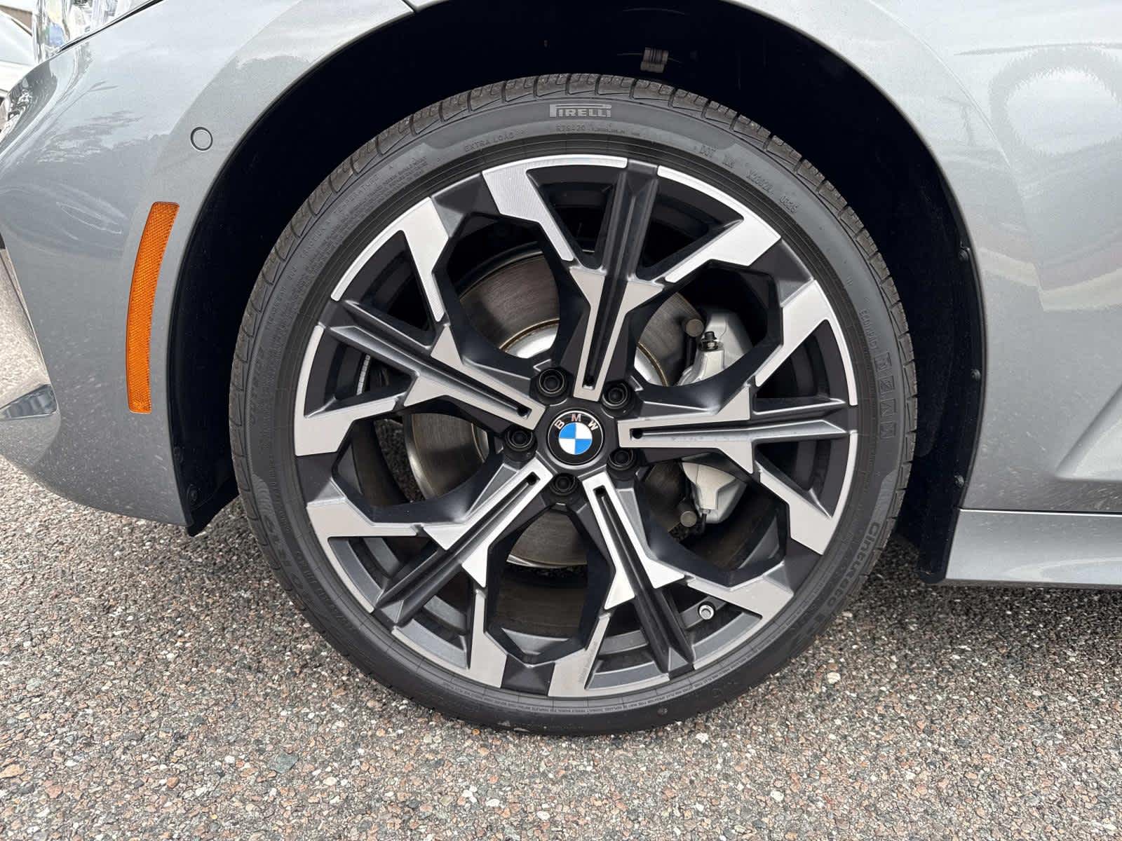 2025 BMW 3 Series 330i xDrive