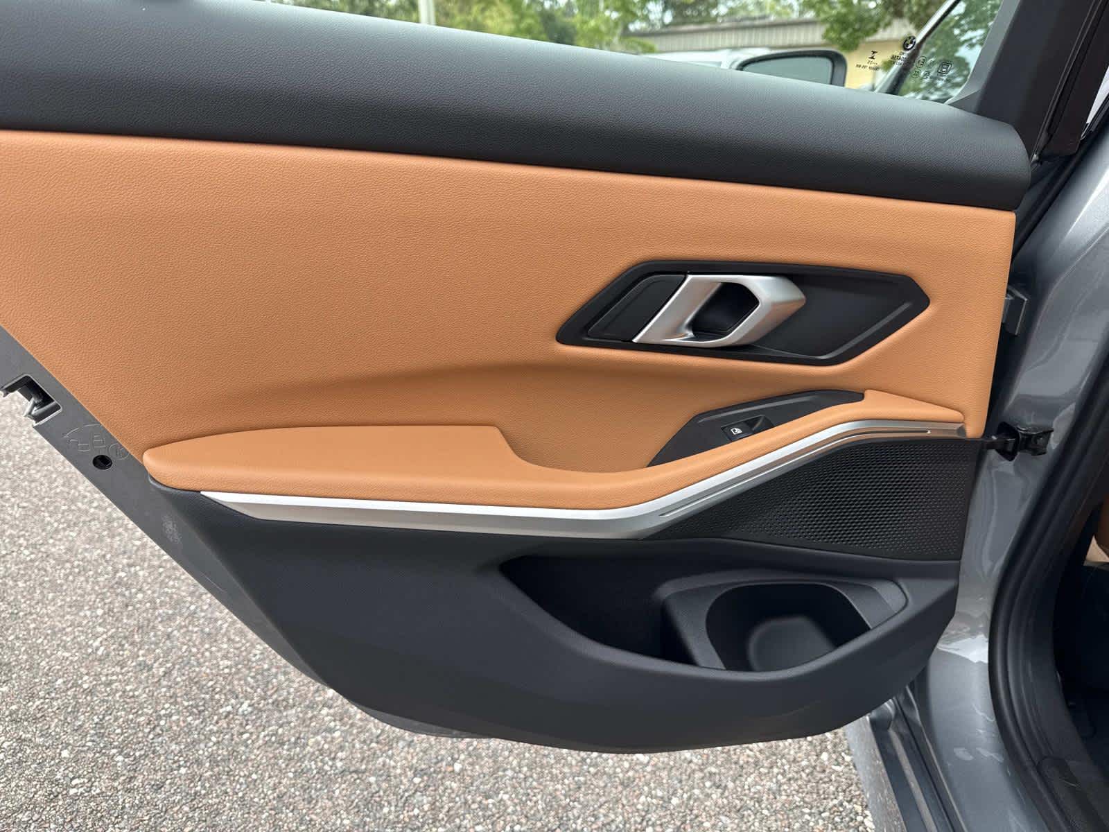 2025 BMW 3 Series 330i xDrive