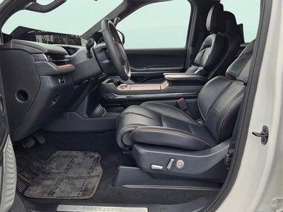 2025 Lincoln Navigator L Black Label