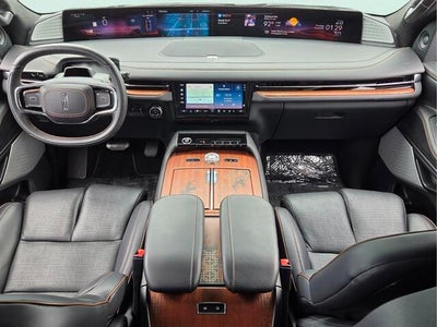 2025 Lincoln Navigator L Black Label