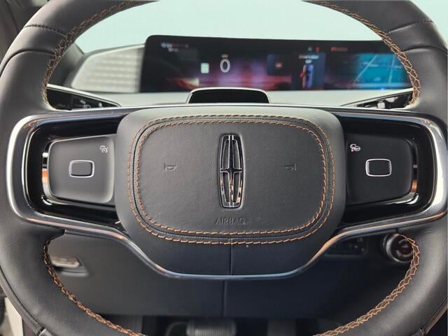 2025 Lincoln Navigator L Black Label