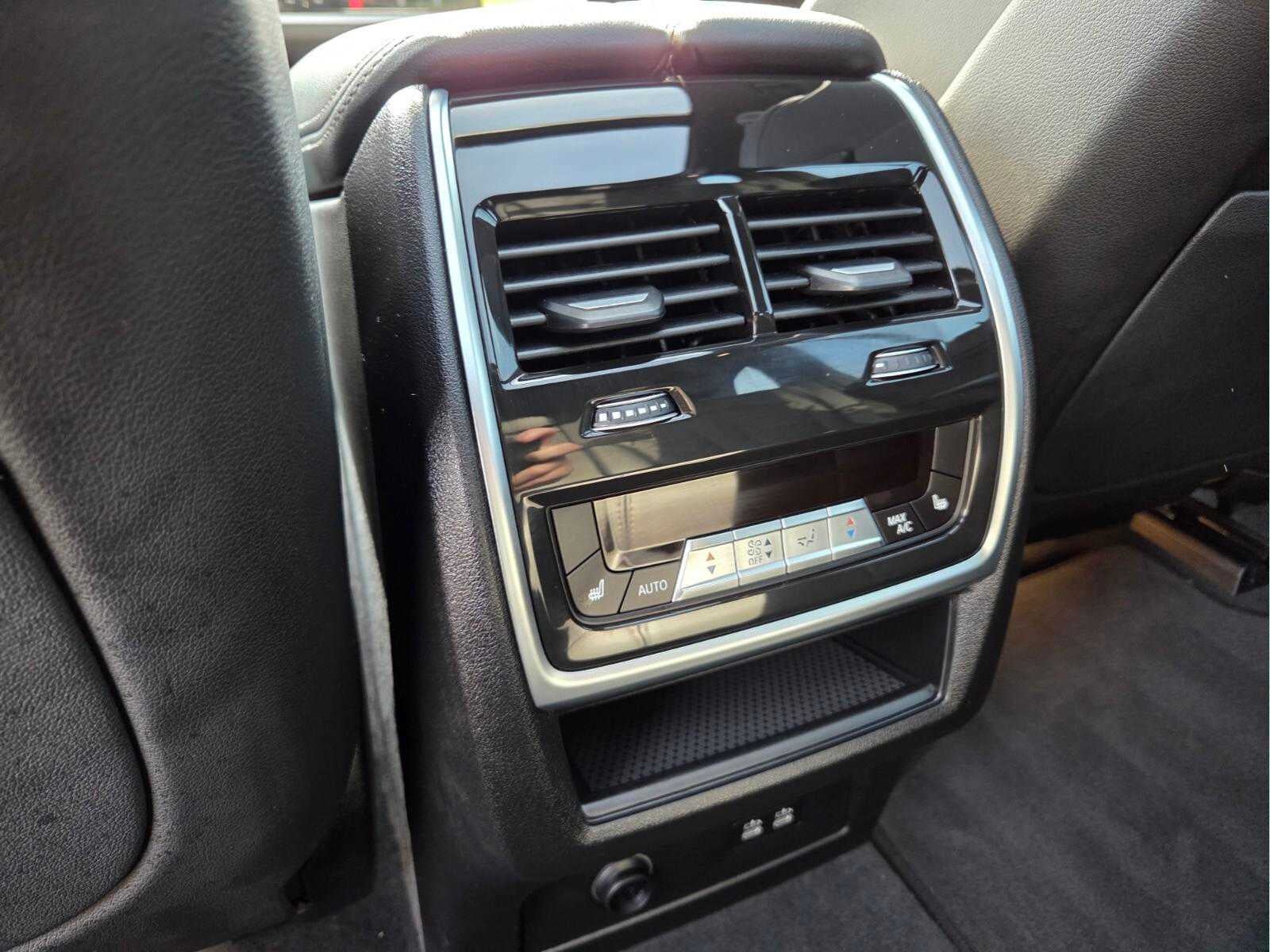 2026 BMW X5 sDrive40i sDrive40i
