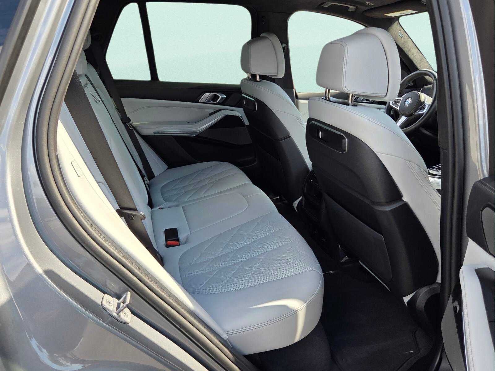 2026 BMW X5 sDrive40i sDrive40i