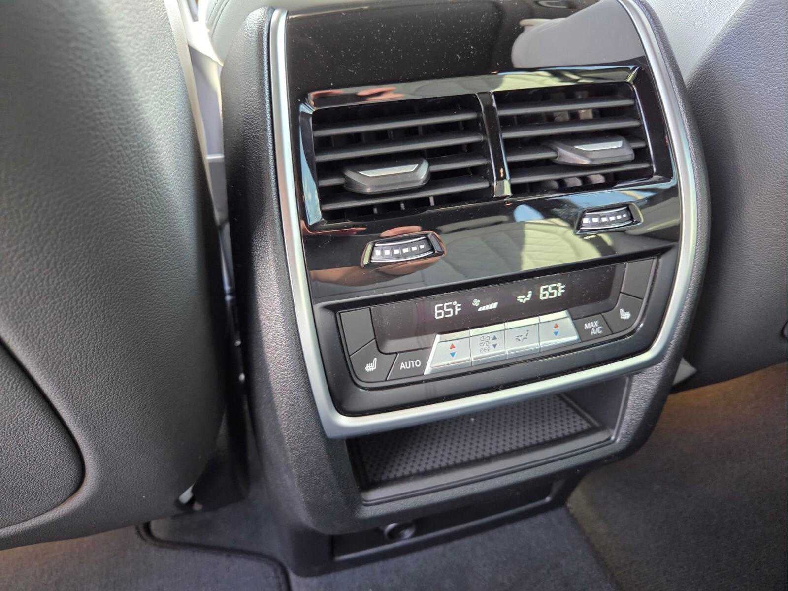 2026 BMW X5 sDrive40i sDrive40i