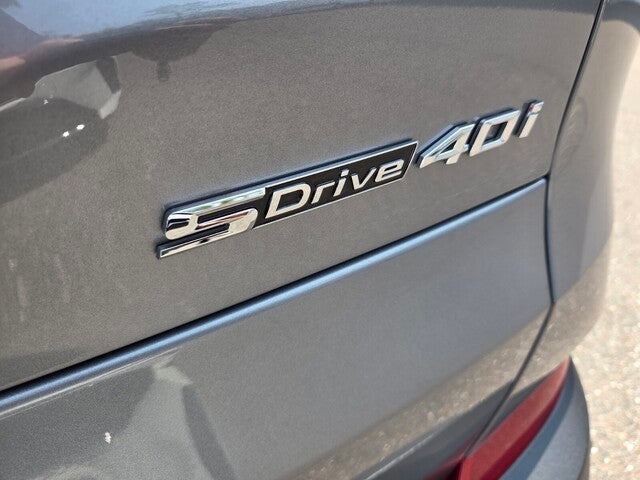 2026 BMW X5 sDrive40i sDrive40i