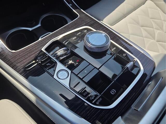 2027 BMW X7 xDrive40i xDrive40i