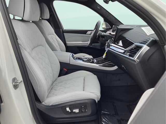 2027 BMW X7 xDrive40i xDrive40i
