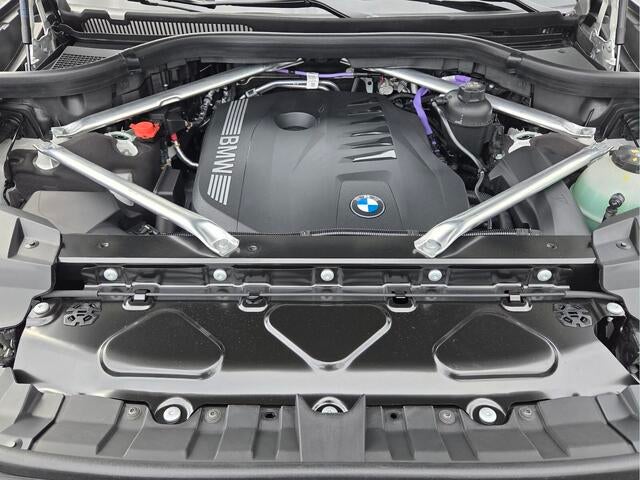 2027 BMW X7 xDrive40i xDrive40i