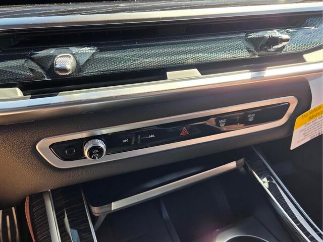 2027 BMW X7 xDrive40i xDrive40i
