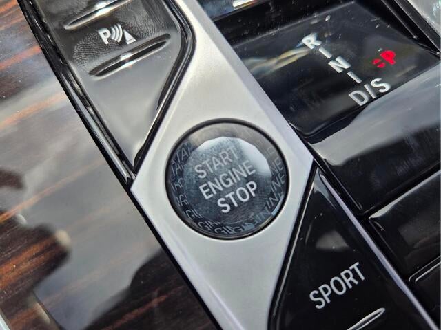 2027 BMW X7 xDrive40i xDrive40i
