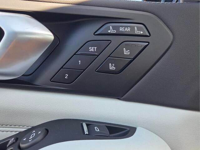 2027 BMW X7 xDrive40i xDrive40i