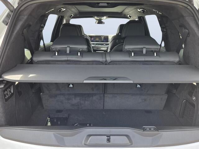 2027 BMW X7 xDrive40i xDrive40i