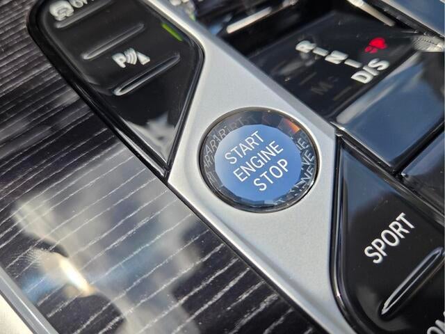 2027 BMW X7 xDrive40i xDrive40i