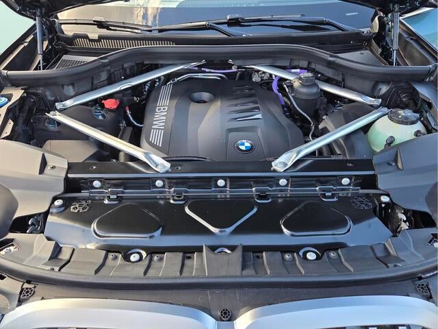 2027 BMW X7 xDrive40i xDrive40i
