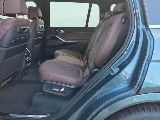 2027 BMW X7 xDrive40i xDrive40i