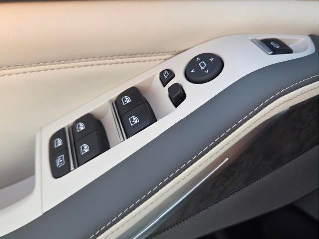 2027 BMW X7 xDrive40i xDrive40i