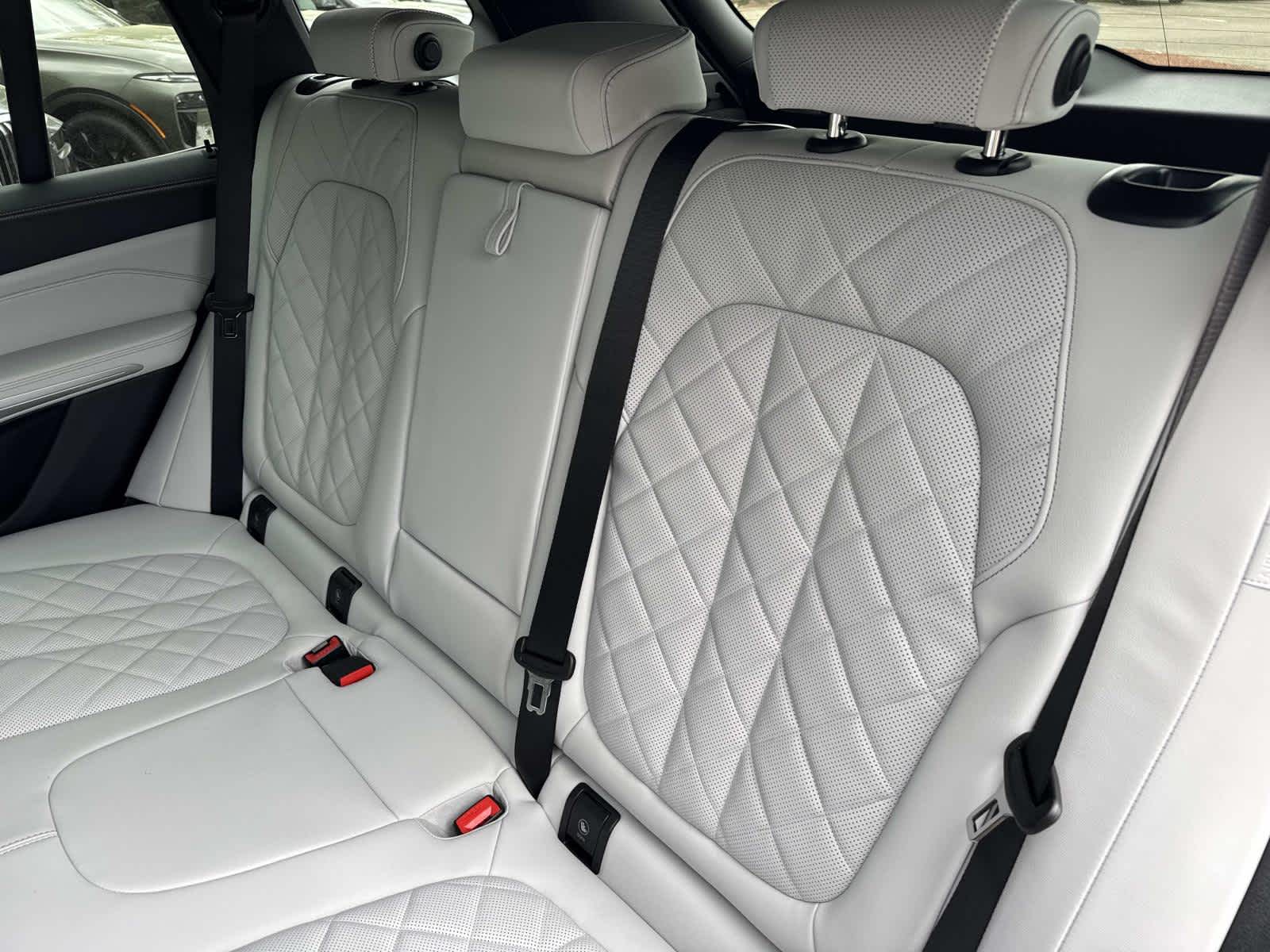 2026 BMW X5 xDrive40i xDrive40i