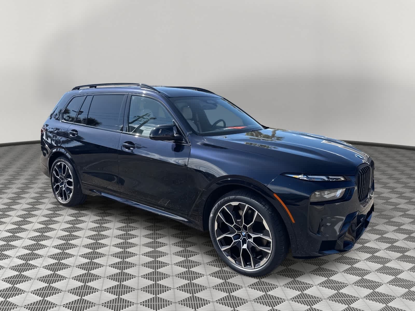 2025 BMW X7 M60i M60i