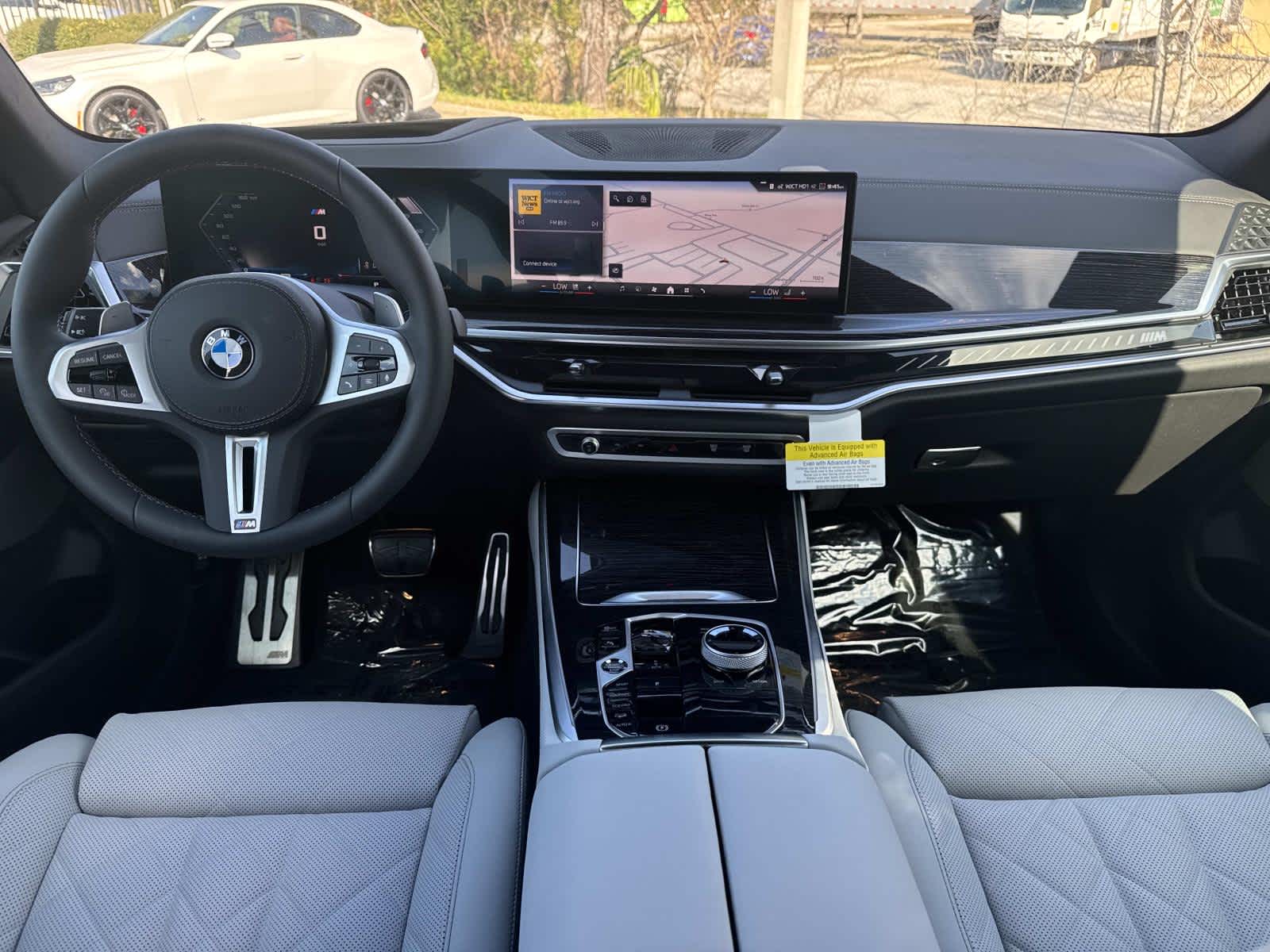 2026 BMW X5 M60i M60i