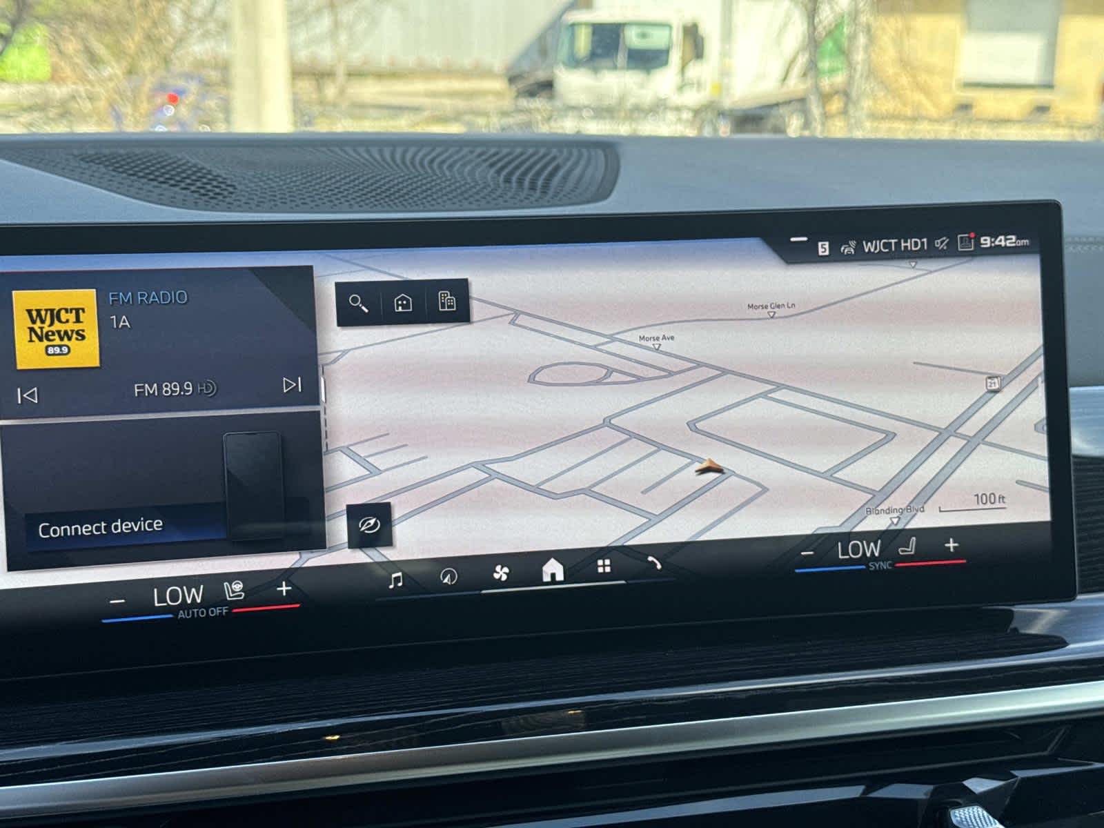 2026 BMW X5 M60i M60i