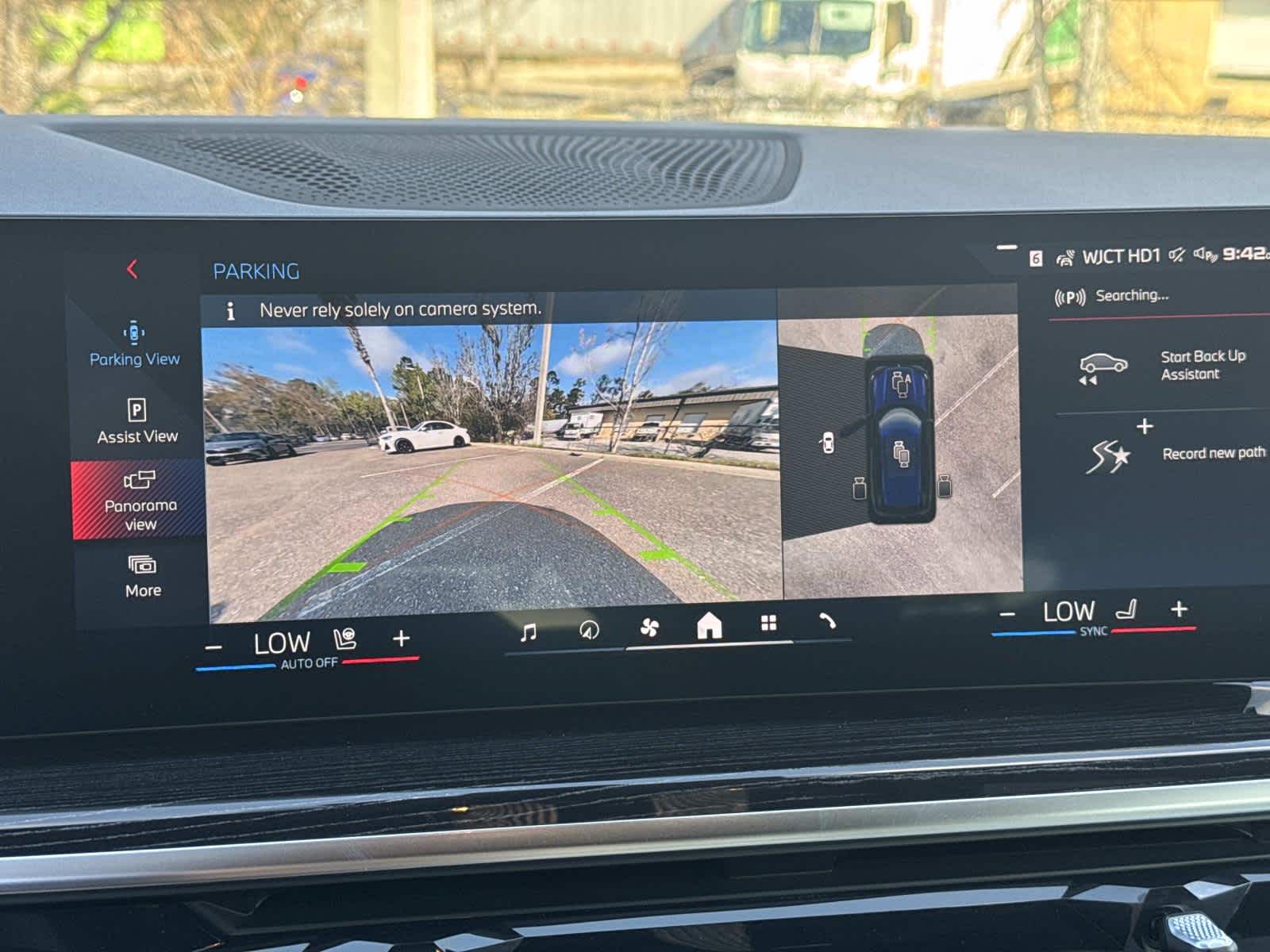 2026 BMW X5 M60i M60i