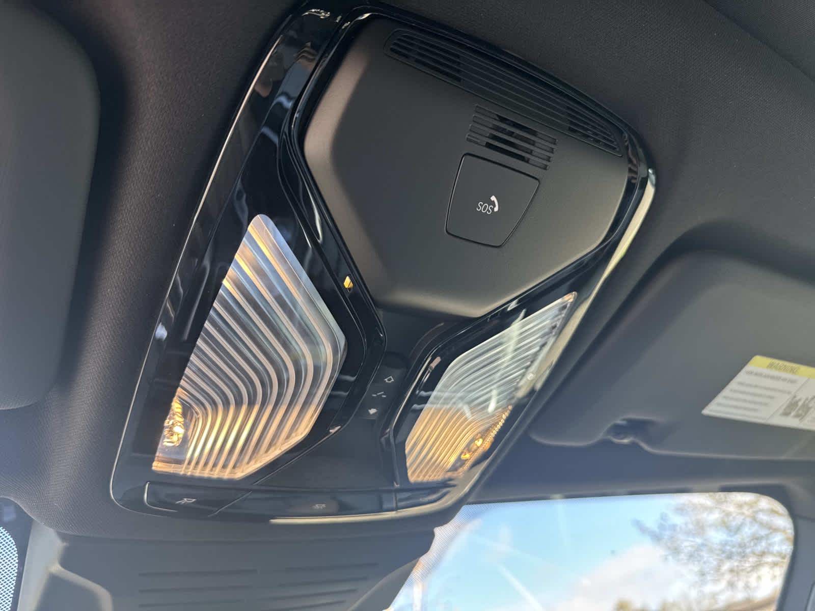 2026 BMW X5 M60i M60i