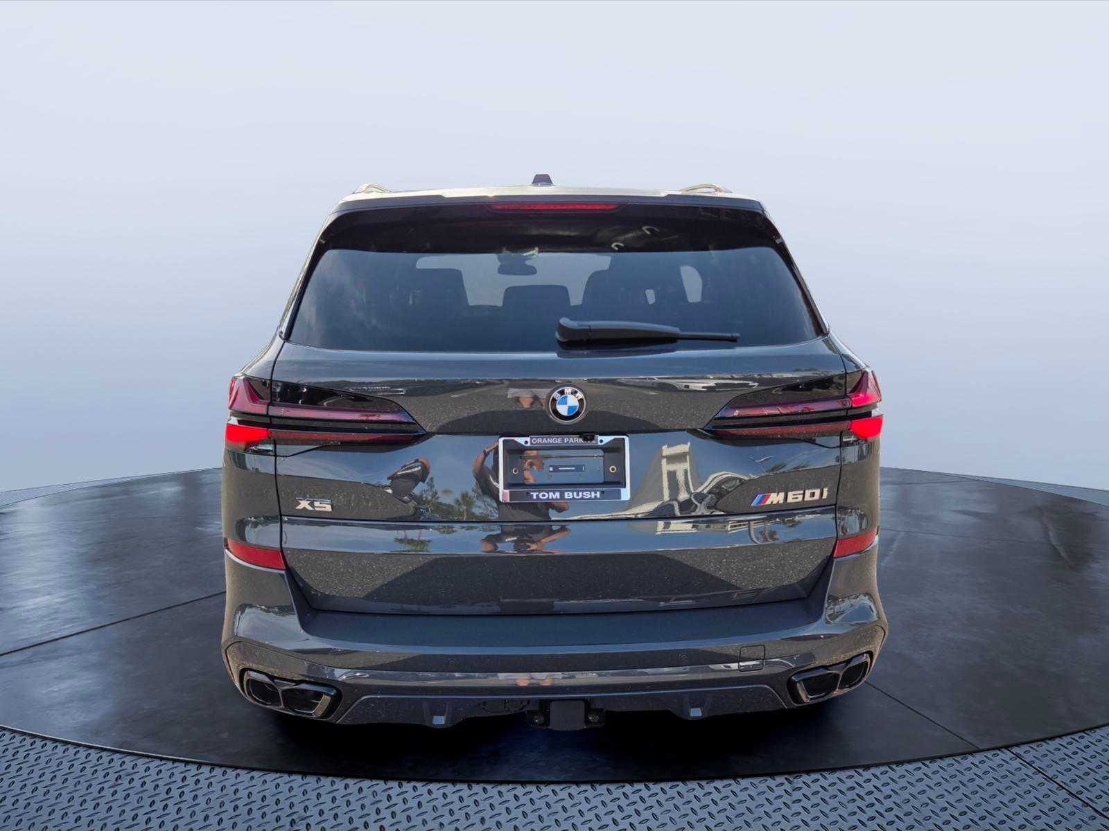 2026 BMW X5 M60i M60i