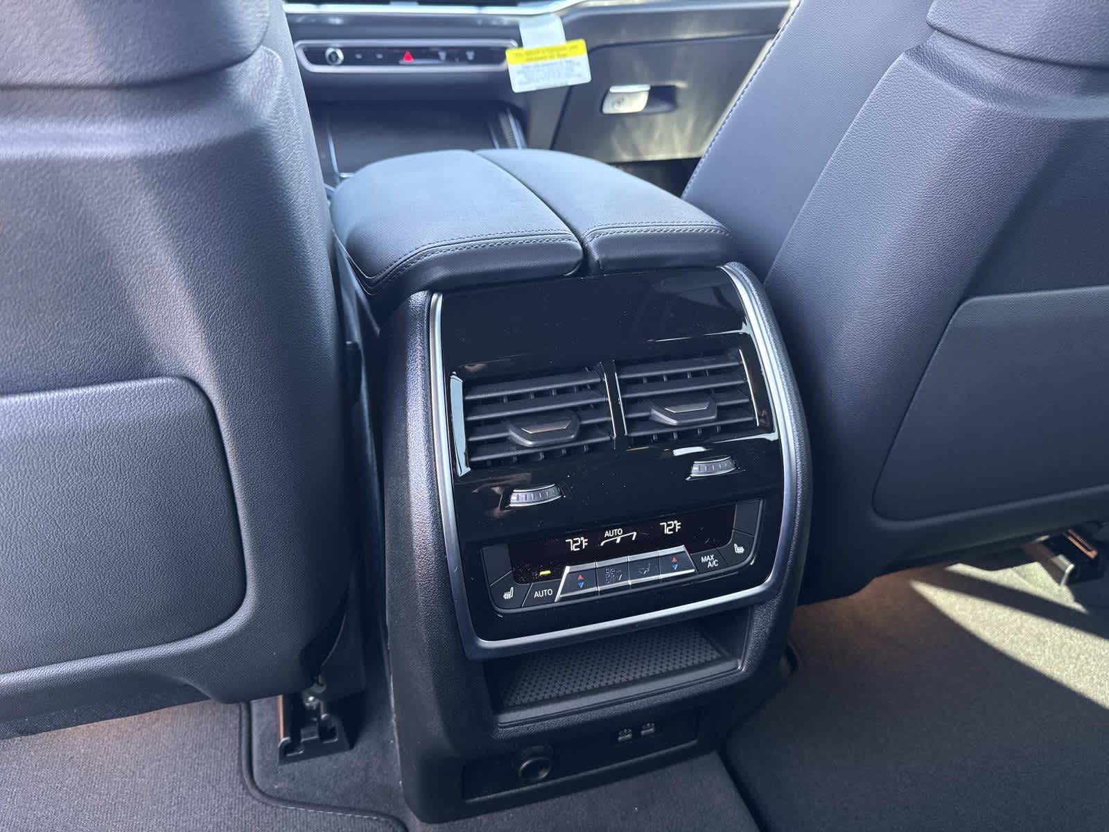 2026 BMW X5 M60i M60i