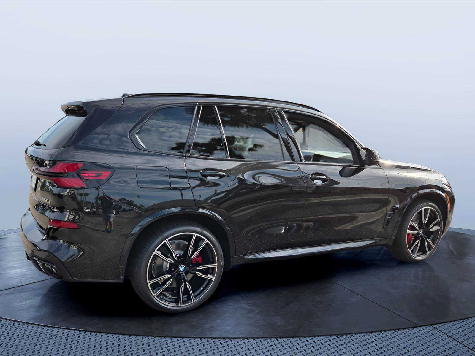 2026 BMW X5 M60i M60i