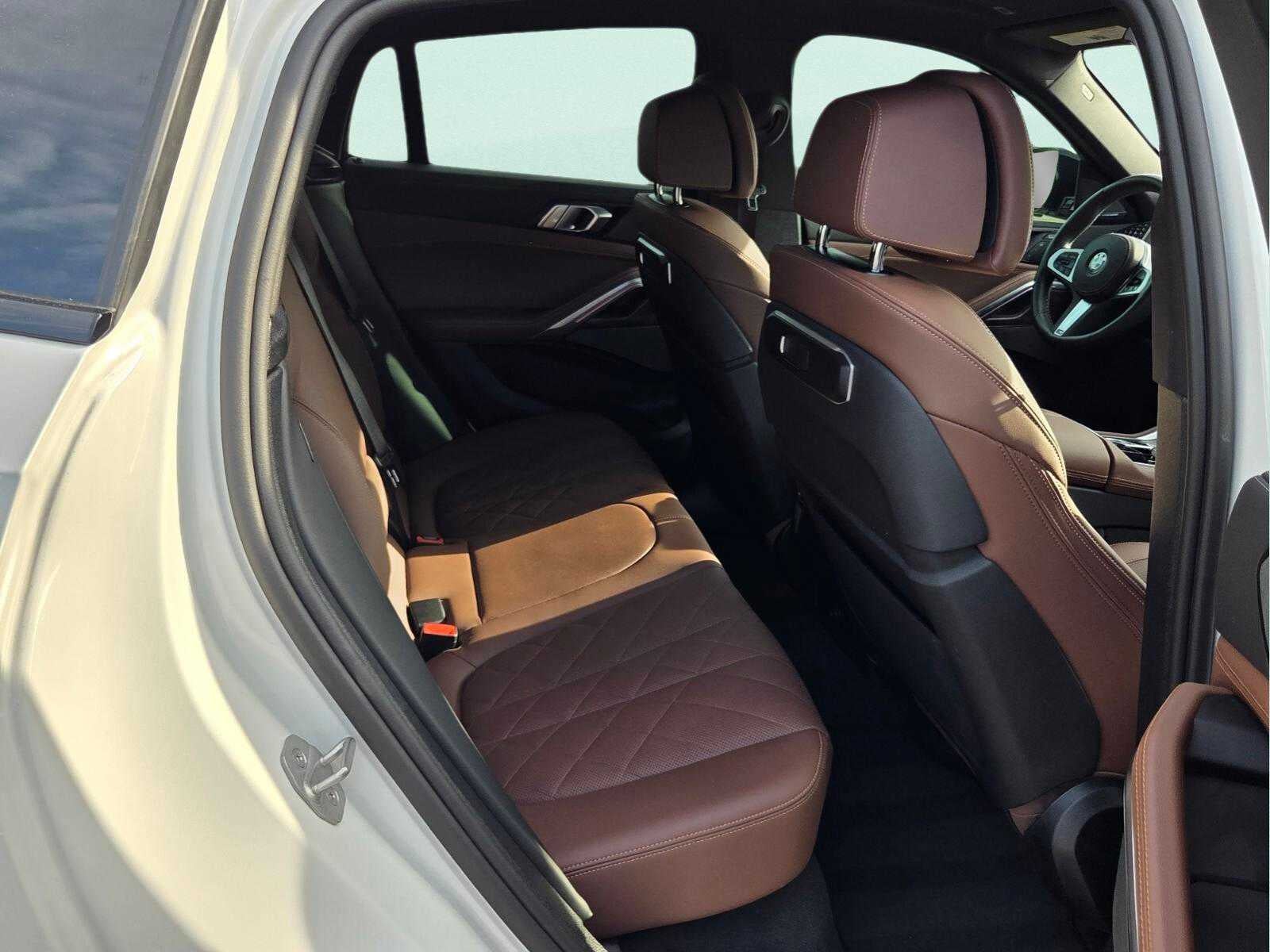 2026 BMW X6 xDrive40i xDrive40i