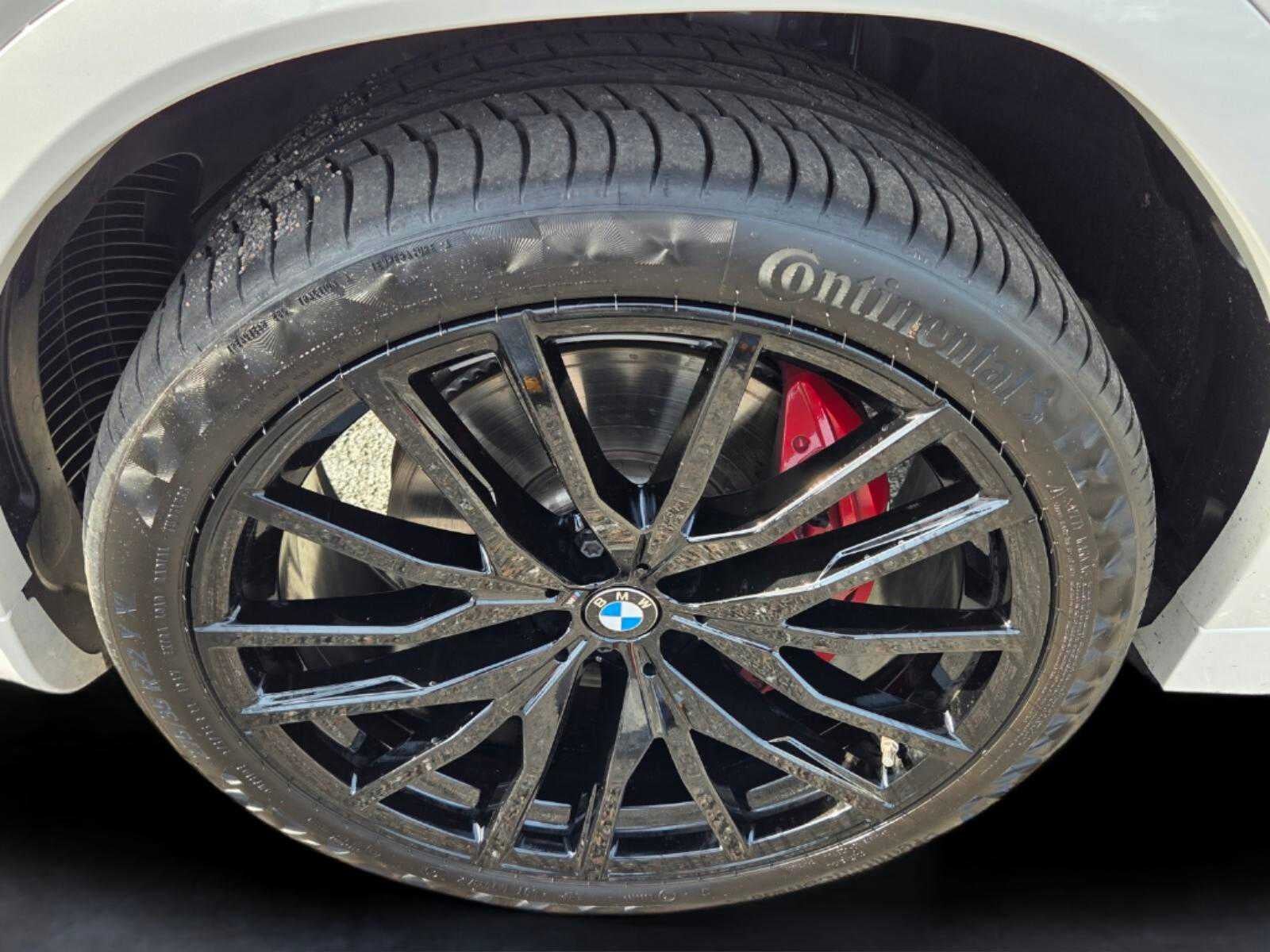 2026 BMW X6 xDrive40i xDrive40i