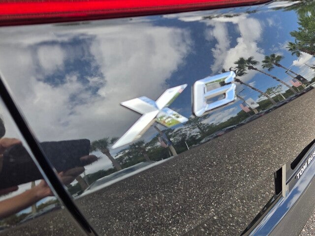 2027 BMW X6 xDrive40i xDrive40i