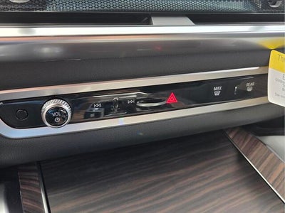 2027 BMW X6 xDrive40i xDrive40i