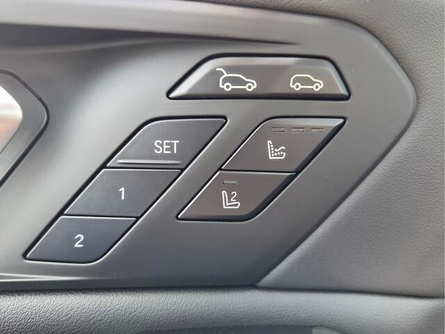 2027 BMW X6 xDrive40i xDrive40i