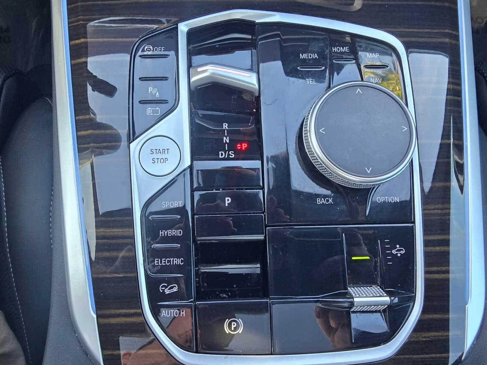 2025 BMW X5 xDrive50e