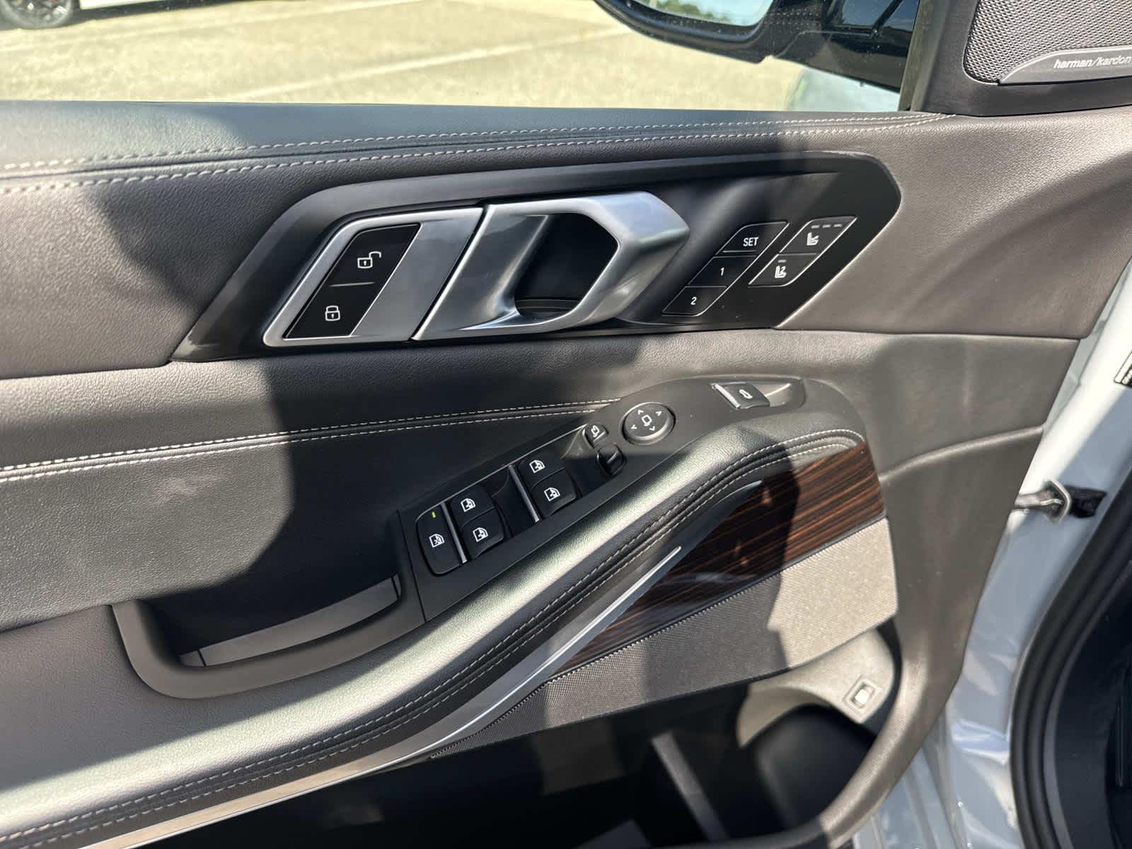 2026 BMW X5 xDrive50e xDrive50e