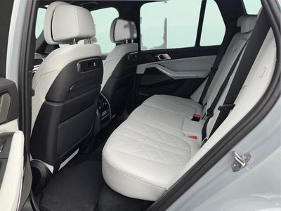 2026 BMW X5 xDrive50e xDrive50e